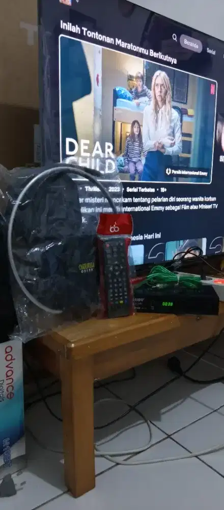 STB LUBY FULLSET DAN ANTENA DALAM TV BARU SEPAKET