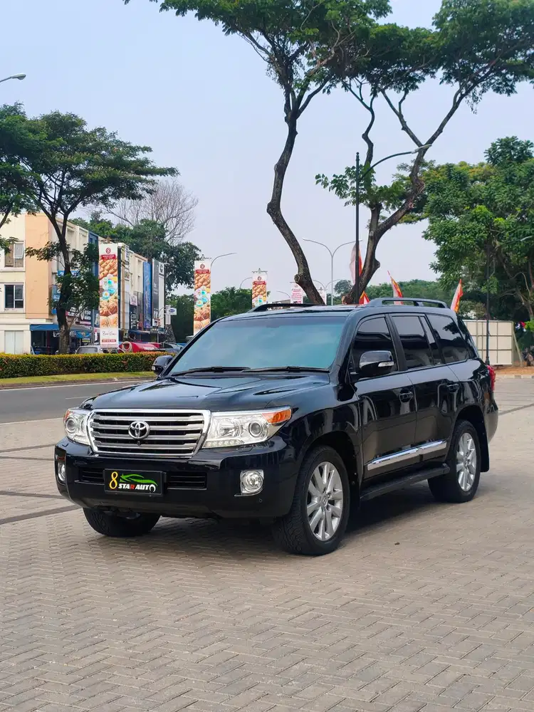 Land Cruiser J200 4x4 Matic AT 2013 Diesel Antik