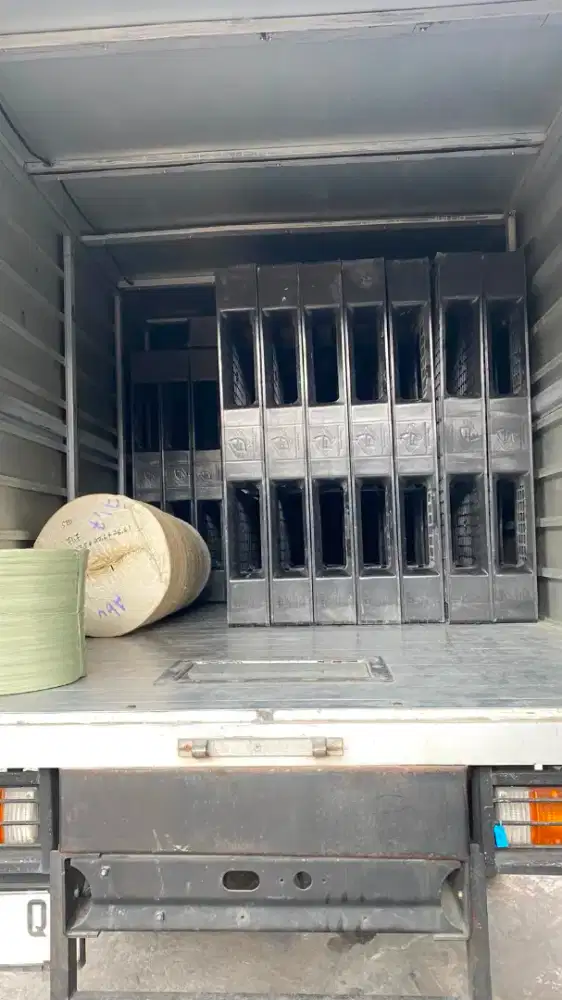 Pallet plastik bekas super kuat