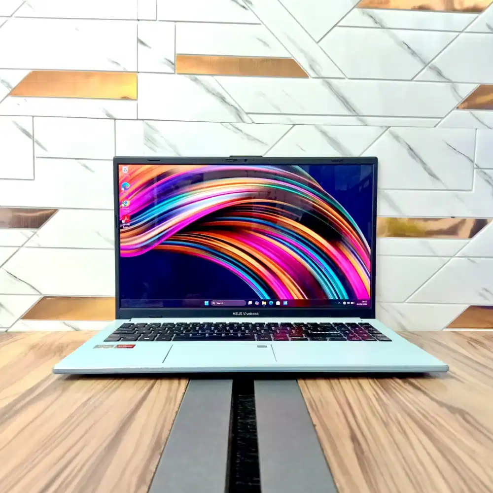 ASUS VIVOBOOK GO 15 E1504FA AMD RYZEN 3 7320U 8GB SSD512GB 15,6OLED