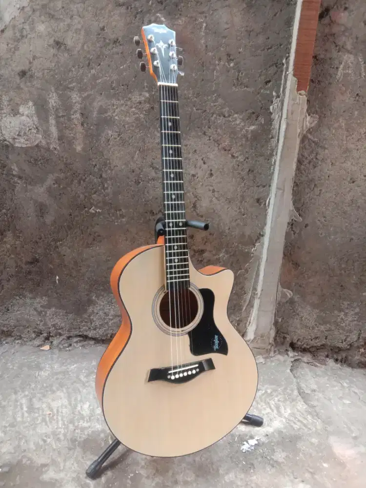 Taylor akustik jumbo