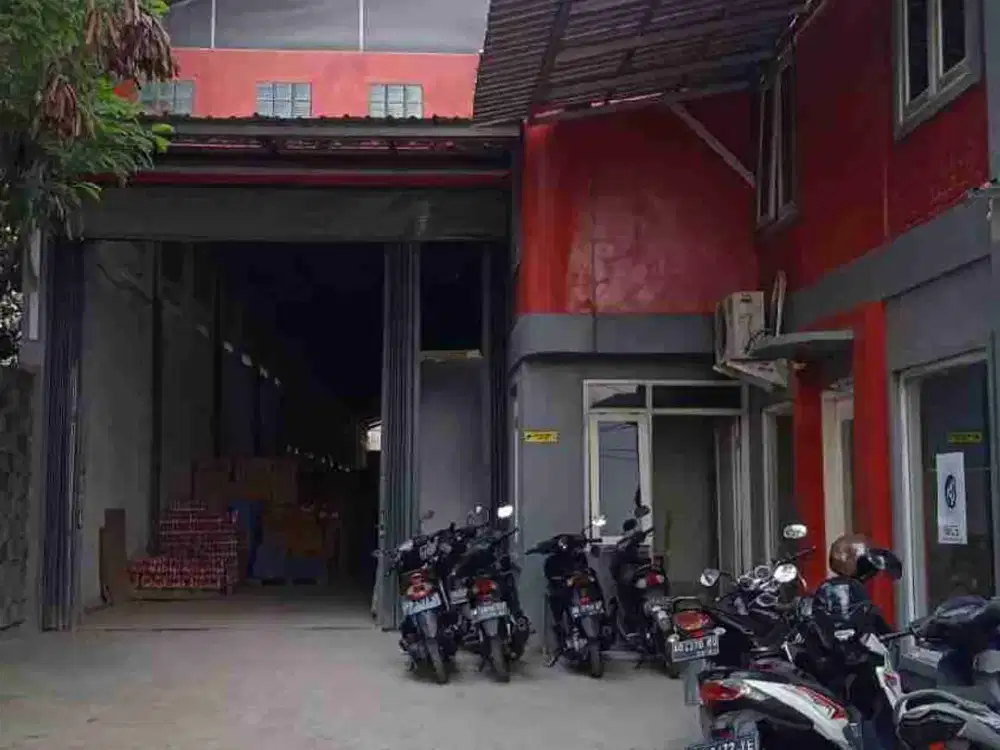 Dijual gudang jln.godean km.8 Sleman Yogyakarta.