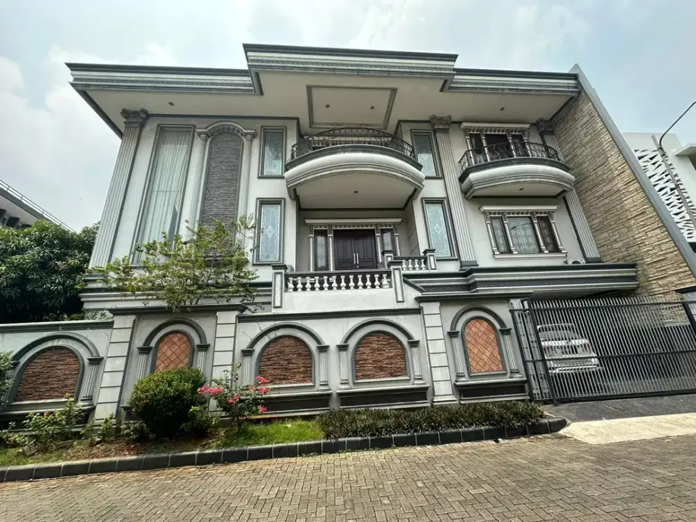 Dijual Rumah Klasik Mewah di Sunter Jakarta Utara LB 1.000 m²