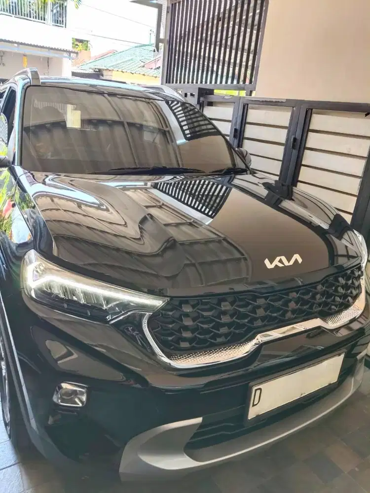 KIA SONET PREMIERE AT 2022 LIKE NEW BLACK