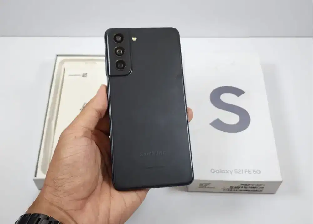 Samsung Galaxy S21 FE 5G NFC 8/256 mulus fullset Resmi SEIN
