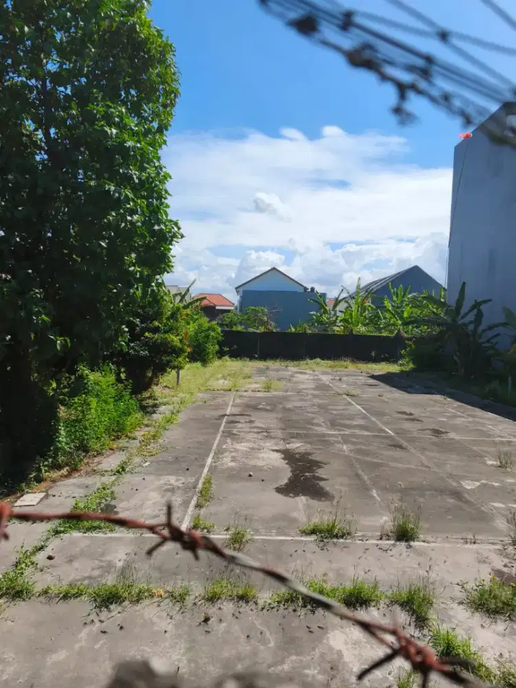 Di Kontrakan tanah jalan Gatot Subroto , DPS , Bali