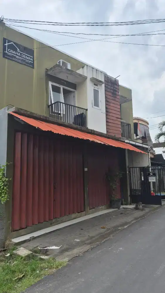 Rumah Kost Lengkap Full Penghuni di Pusat Kota Denpasar