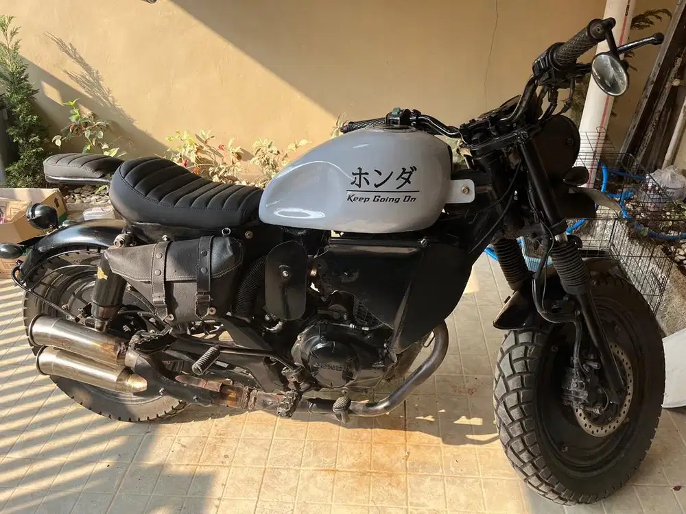 MOTOR CUSTOM BOBBER