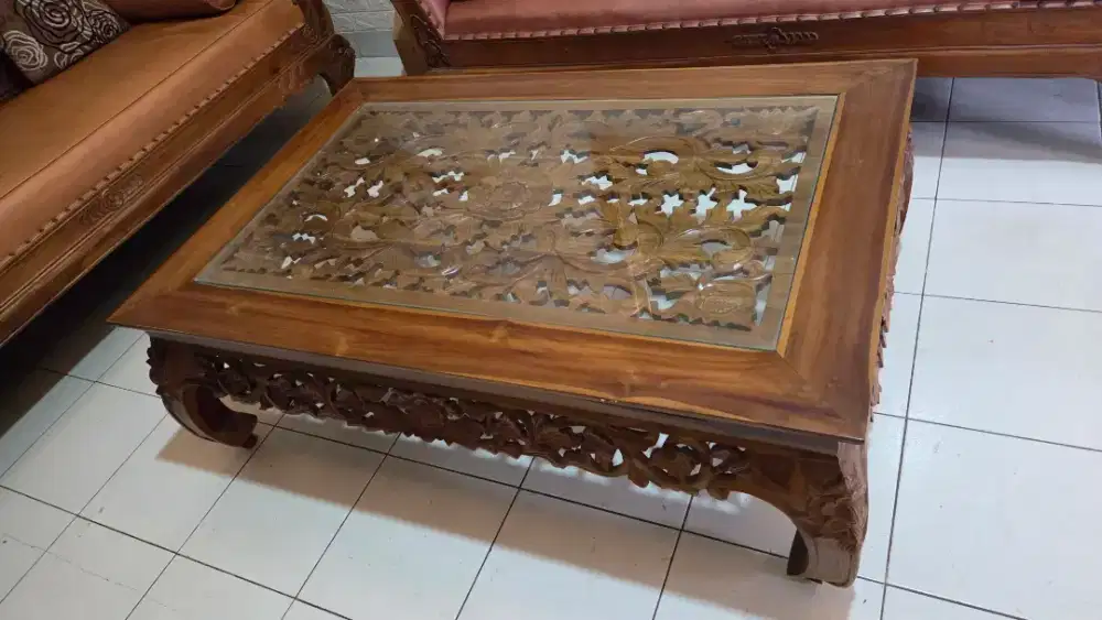 Meja kayu jati ukir kaca
