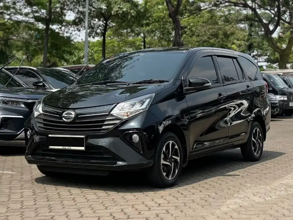 MULUS KM 10RB SIAP PAKAI! DAIHATSU NEW SIGRA 1.2 R AT MATIC 2024 HITAM