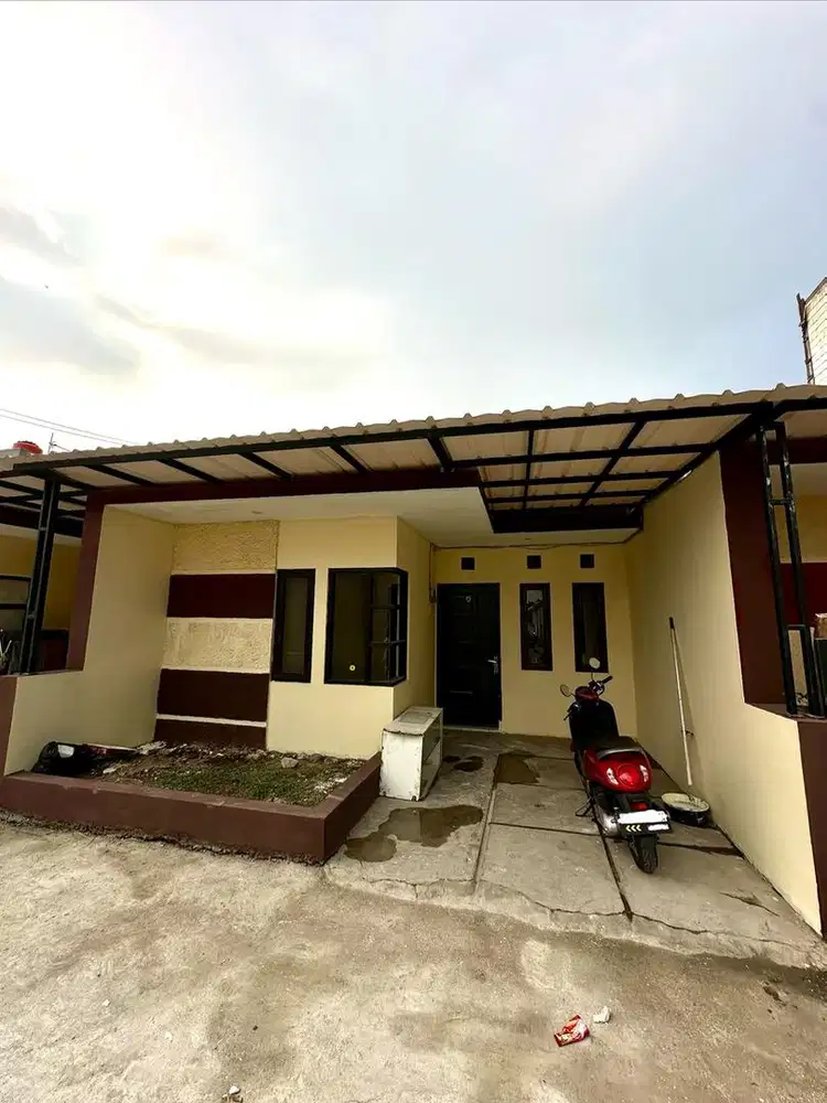 Disewakan / Dikontrakan Rumah per tahun di JI. Sadang Sari, Baleendah