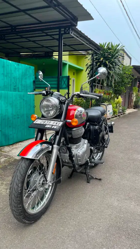 Classic 350 chrome red 2024 SuperLow