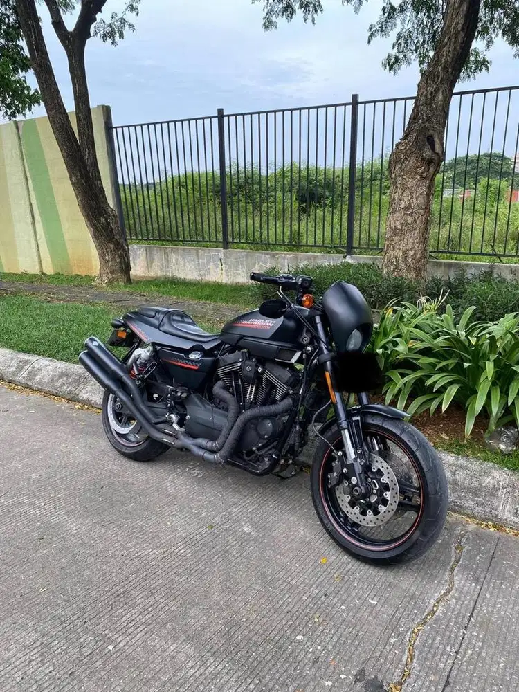 DIJUAL HARLEY DAVIDSON SPORTSTER XR1200X