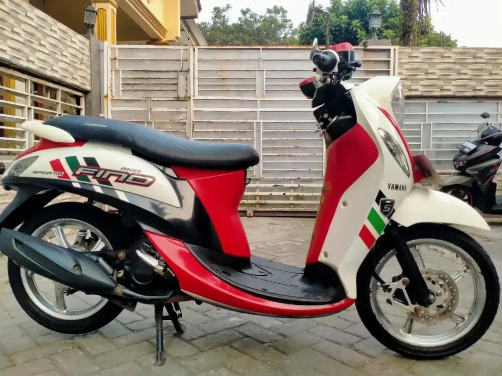 Yamaha Fino injeksi lengkap motor sehat keterangan detail dibawah