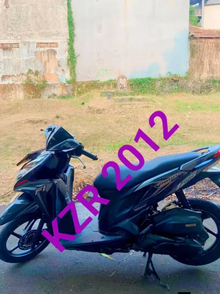 VARIO KZR 125 2012