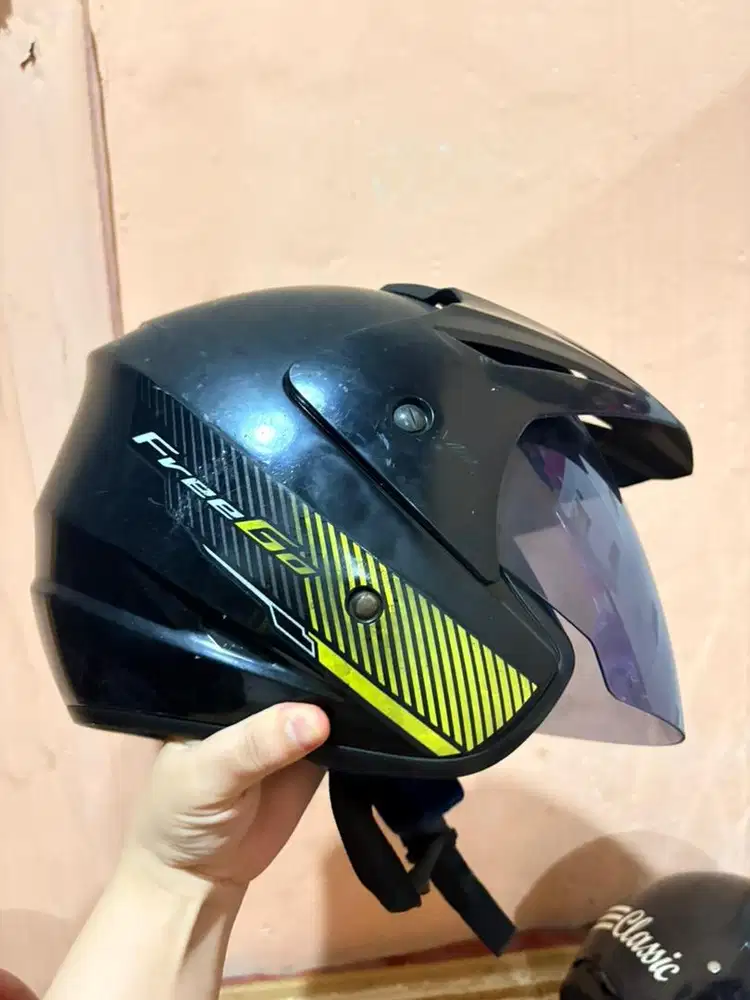 Helm FreeGo Hitam