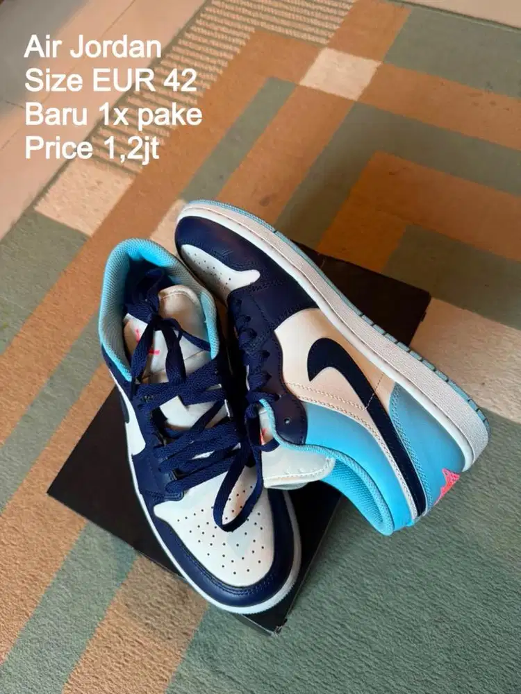 NIKE Air Jordan