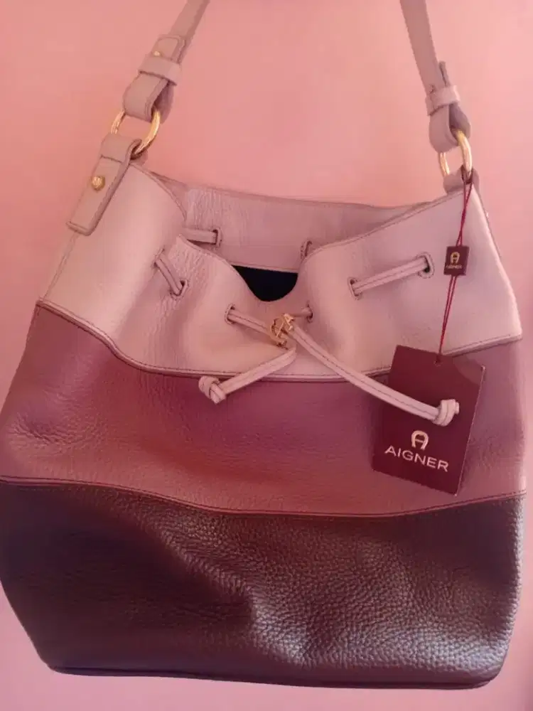 Di Jual Cepat New/Baru merk Aigner Original