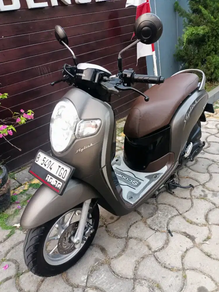 DIJUAL CEPAT HONDA SCOOPY DONAT STYLISH ORISINIL