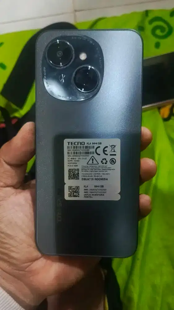 Tecno kl4 64+4 gb