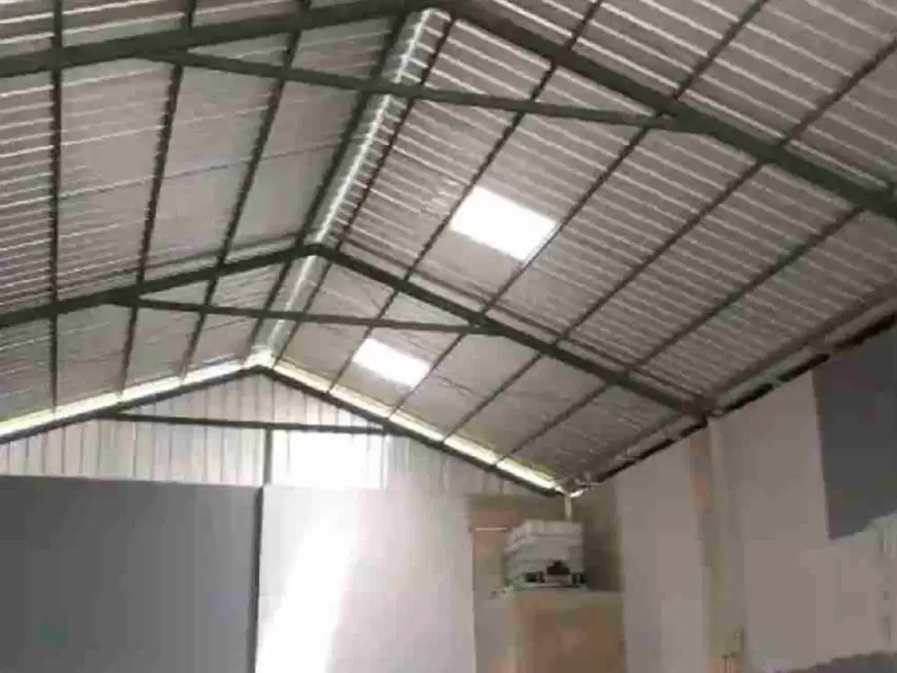 Disewakan Gudang Cantik di Sayap Taman Kopo Indah