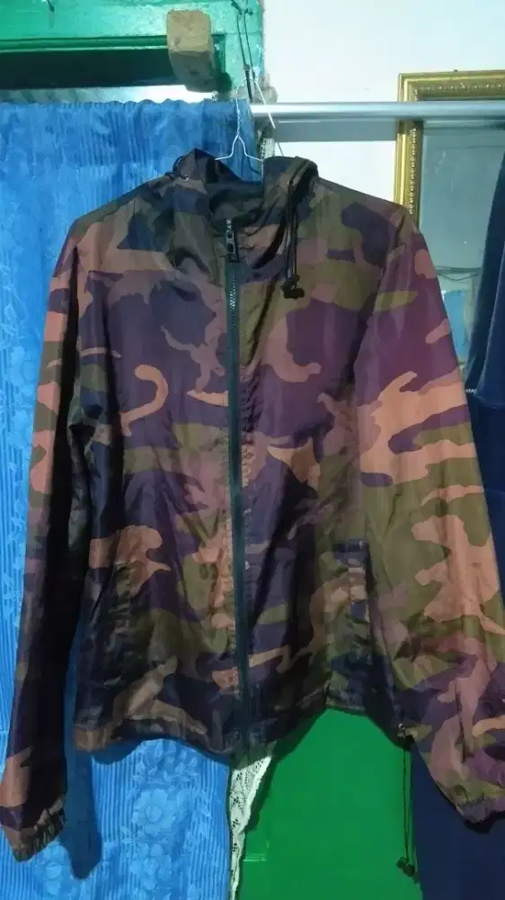 Jaket bahan adem
