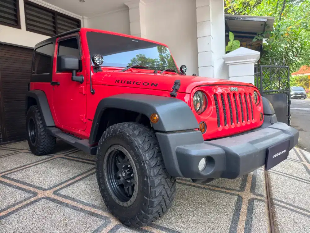 JEEP WRANGLER SPORT LIKE NEW TERANTIK SURABAYA
