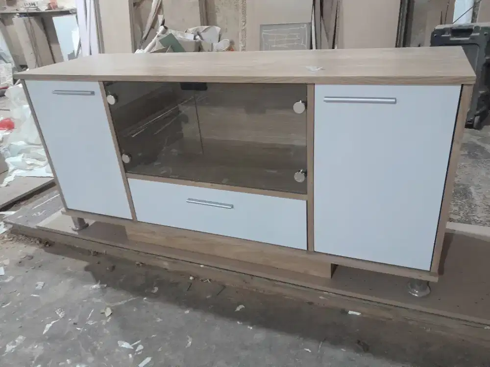 Bupet tv minimalis