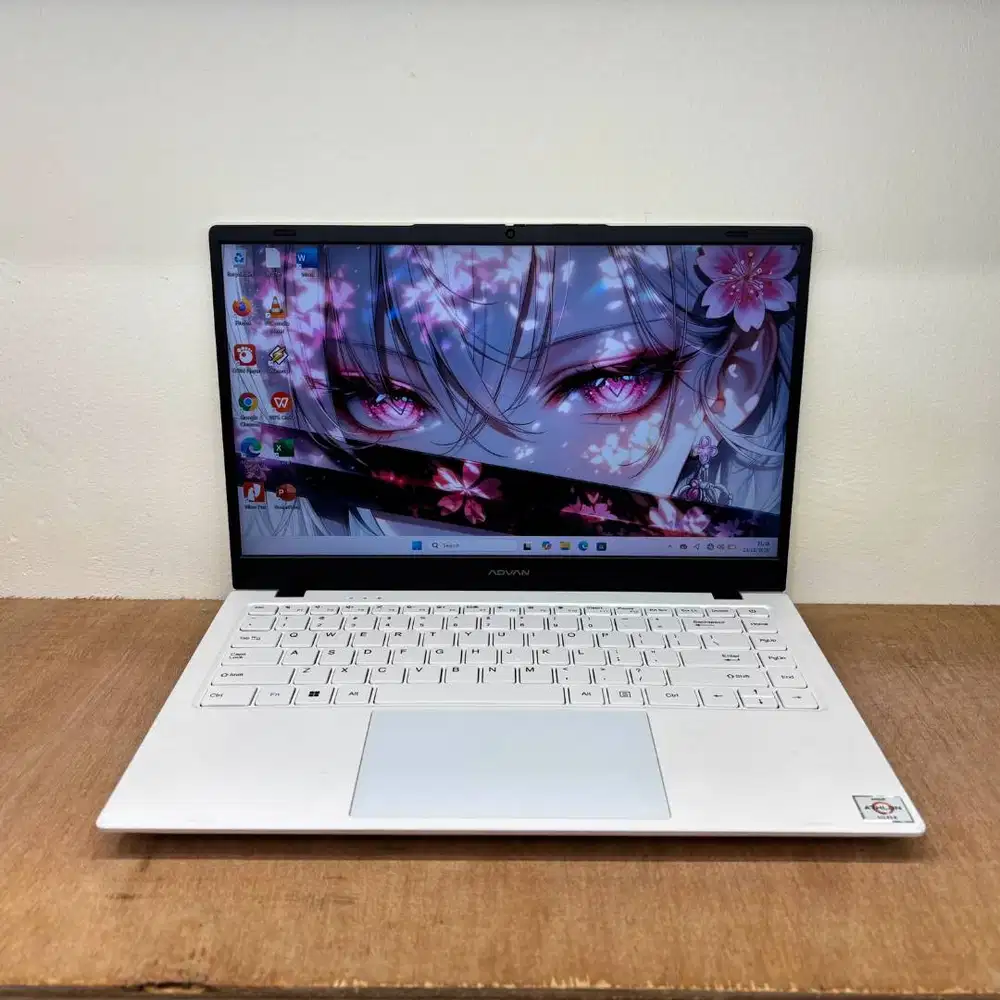 Laptop Advan soulmate AMD 3020e Ram 8gb DDR4 SSD 128GB Siap pakai