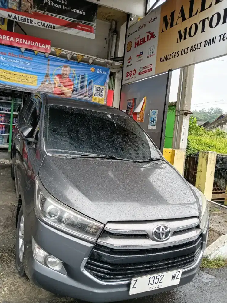 Dijual Toyota Innova Reborn Diesel V 2018 Matic – Abu-abu Metalik