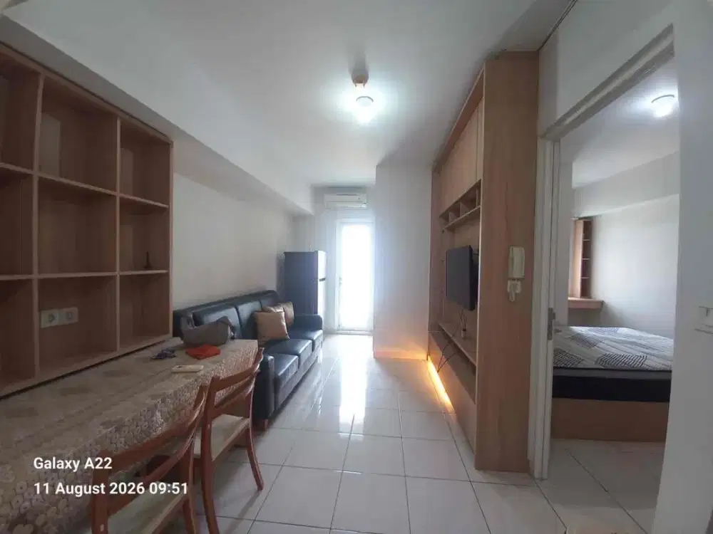 Disewakan apartemen full furnish di Spring Lake, Summarecon Bekasi