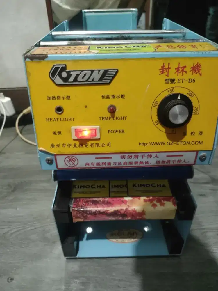 Mesin Press Cup minuman