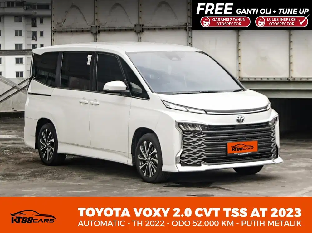 Toyota Voxy 2.0 AT  Tahun 2023