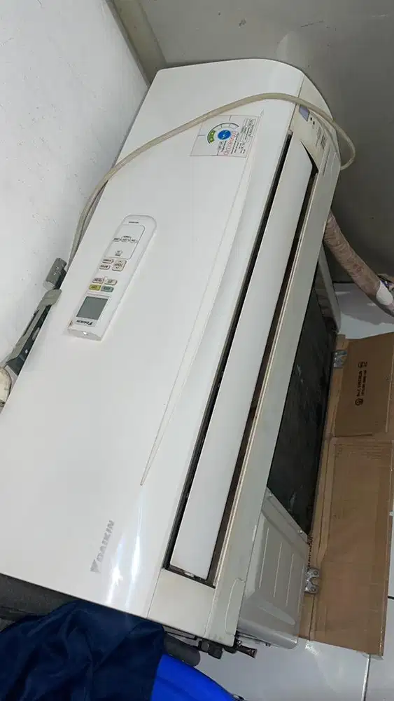Dijual AC DAIKIN second 1 pk