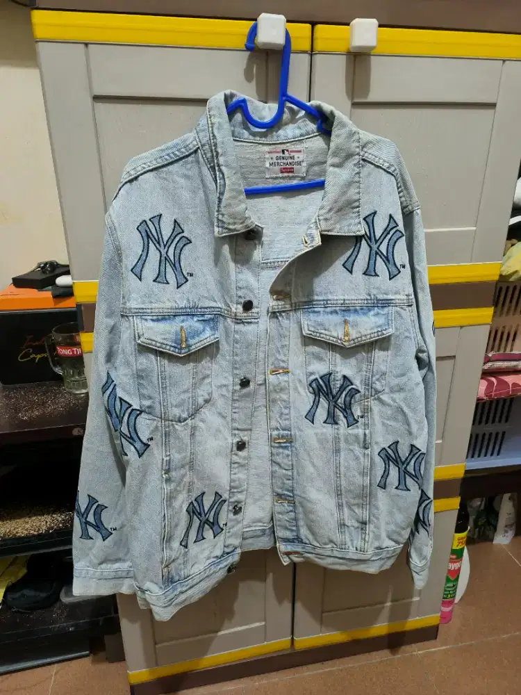 Jaket Supreme Yankees Denim