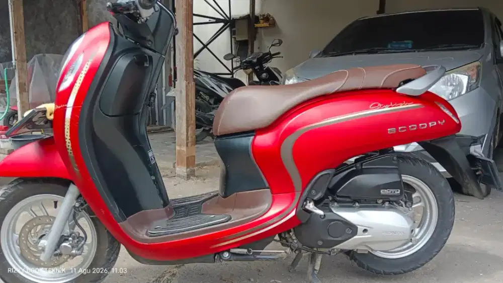 Dijual Motor Scoopy