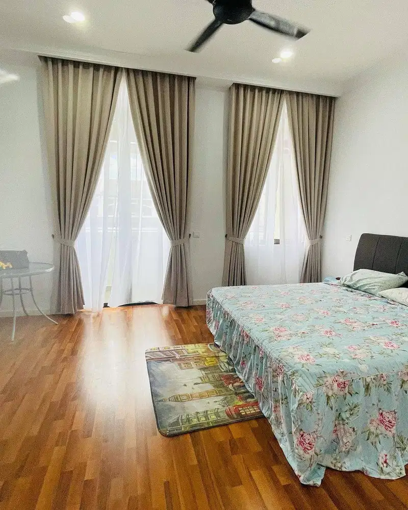 Jasa Pasang Gorden Custom Wallpaper Dinding 3D Gordyn Hordeng Korden