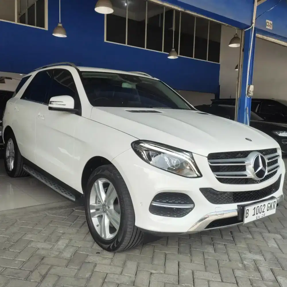 Mercedes Benz GLE400 2016 only 28k miles