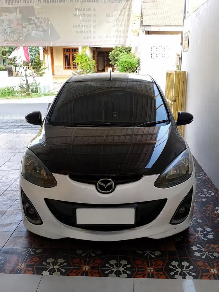Mazda 2 2014 HB 1.5 V autometic