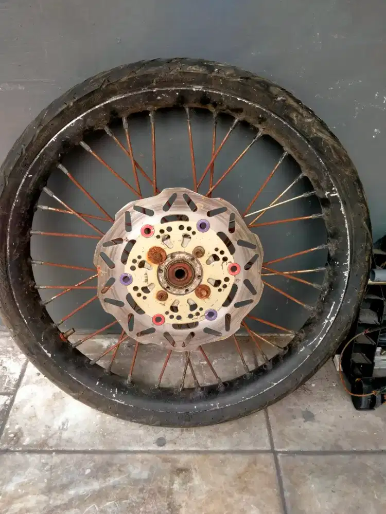 Ban + ring bekas spda GL