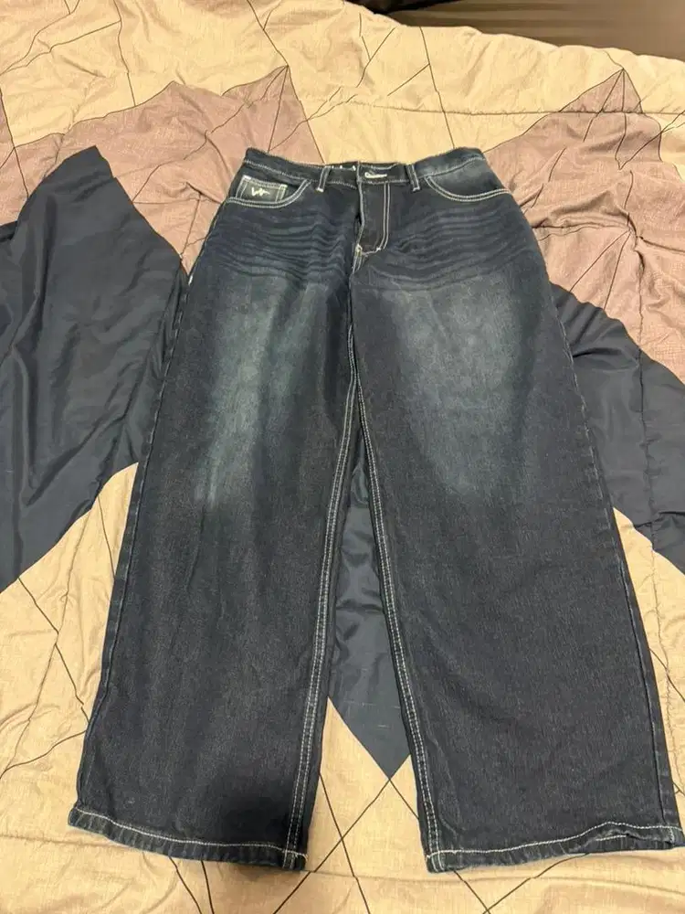 JEANS BERREL COWOK