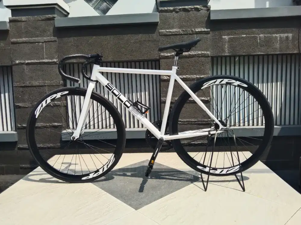 Sepeda fixie solois 02