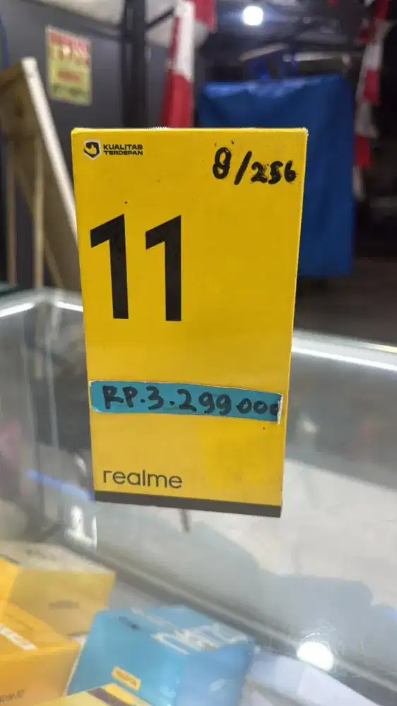 Realme 11 8/256 NFC