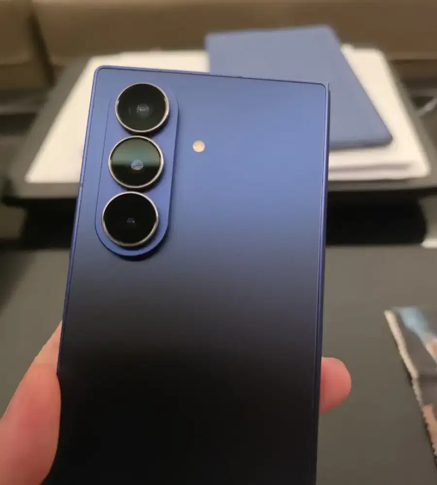 Samsung Fold 7 - 1tb