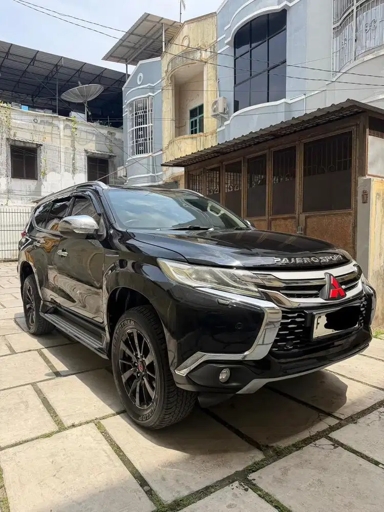 Mitsubishi pajero sport dakar