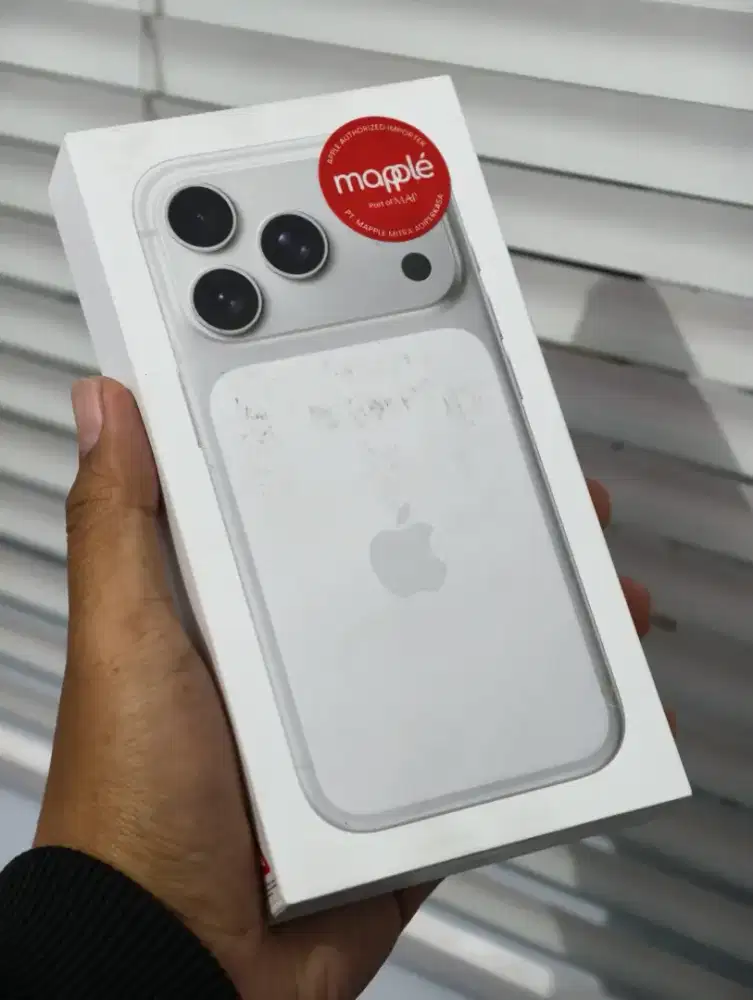 IPHONE 17 PRO 256GB BNIB