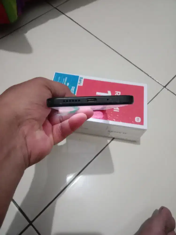 Redmi 15 8+8/256 . 7000mah