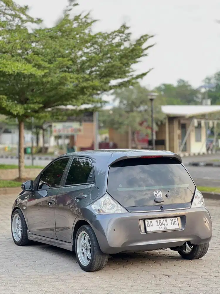 Brio tipe E manual tahun 2014 ganteng pajak hidup