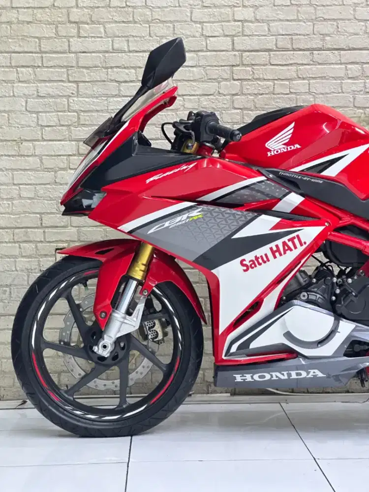 LOW KILOMETER ‼️ HONDA CBR 250 RED RACING PMK 2017 ODO 11RB