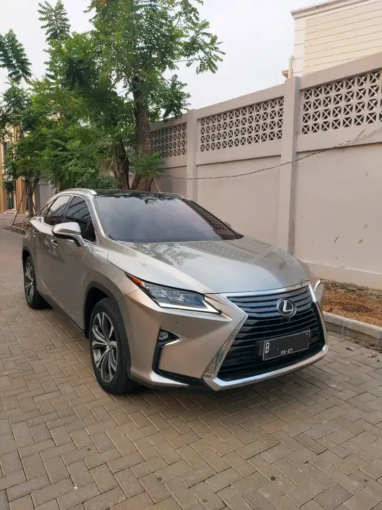 Lexus RX200T luxury 2016